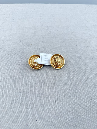 Chanel gripoix glass clip on earrings