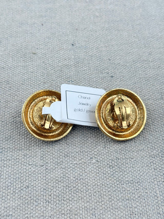 Chanel gripoix glass clip on earrings