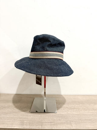 Burberry denim bucket hat, M