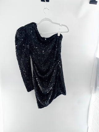 NBD mini dress featuring one shoulder silhouette with asymmetrical neckline and single long sleeve in fully sequin-embellished fabric, M