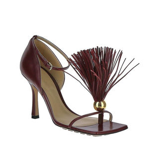NWT Bottega Veneta Stretch Leather Tassel Accent Thong Sandals Cherry 40 / US 10