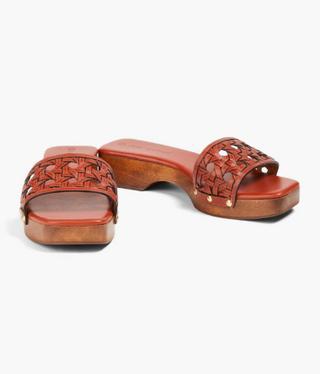 Tory Burch Basketweave Leather Clog Slides Sandals Brick Red Women's Size US 8