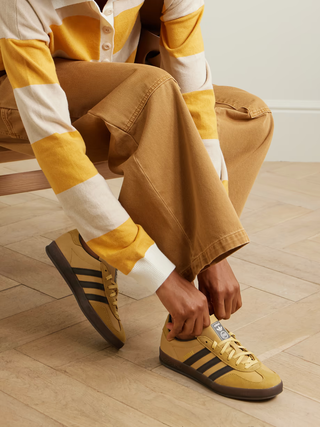 adidas Gazelle Indoor Nubuck Leather Low Top Soccer Sneakers Gold Women's US 9