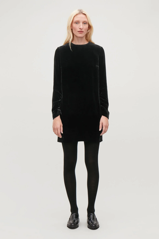COS Long Sleeve Round Neck Velvet Mini Dress with Pockets Black Women's 34 / 2