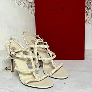 Valentino Garavani Calfskin Lacquered Monochrome Stud Gladiator Sandals 39 / 8.5