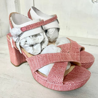 NWT Kenneth Cole Reaction Reeva Platform Poppy Weave Ankla Strap Sandals Pink 8M