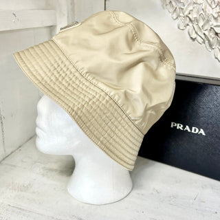 NWT Prada Milano Re-Nylon Metal Triangle Logo Womens Bucket Hat Beige Khaki M