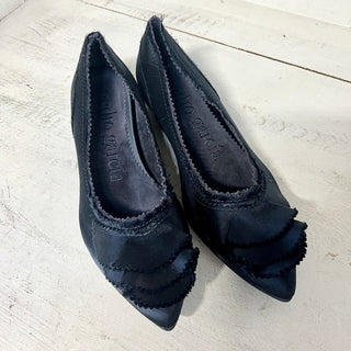 NWT Pedro Garcia Albany Satin Slip On Pointed Toe Ballet Flats Navy Women's 38