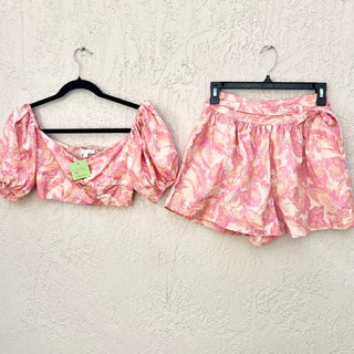 OLIVACEOUS Puff Sleeve Crop Top & Floral Wrap Belt Shorts Set Pink Women's Small