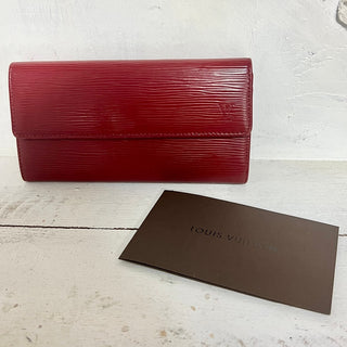 Louis Vuitton Sarah Epi Textured Leather Continental Wallet Castillan Red