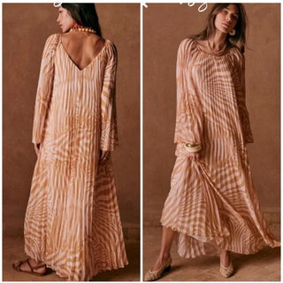 NWT Sezane Julietta Long Sleeve Pleated Maxi Robe Dress Zebra Womens Size 36 / S