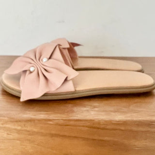 BCBGeneration Leather Eleni Knotted Bow Slide Flat Sandals Pink Women's Size 7.5