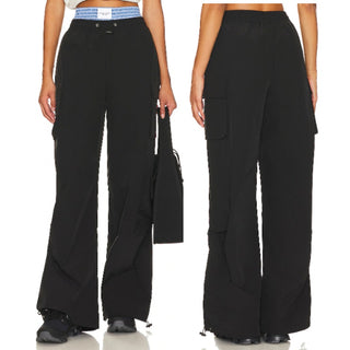 NWT superdown Josie Pull On Wide Leg Parachute Cargo Pants Black Women's Size XS