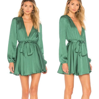 NWT Lovers + Friends Sweet Fit Flare Ivy Mini Dress Emerald Green Women's Size S