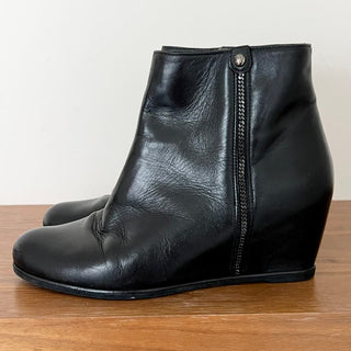 NWOT Stuart Weitzman Leather Hidden Wedge Ankle Boots Black Women's Size US 9